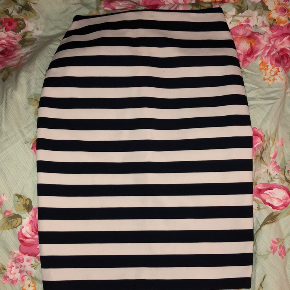 The Limited Navy and White Pencil Skirt